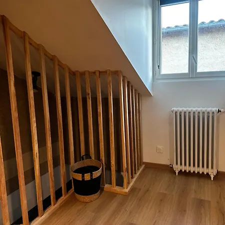 Charmante Maison De 4 Μπερζεράκ